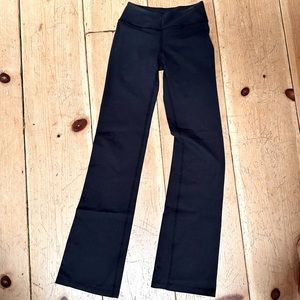 Beyond yoga boot cut yoga pants black